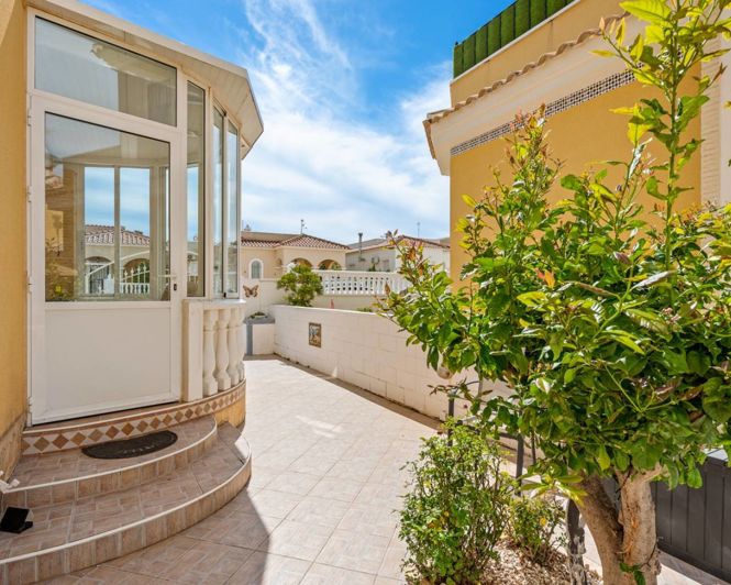 Image No.27-3 Bed Villa for sale