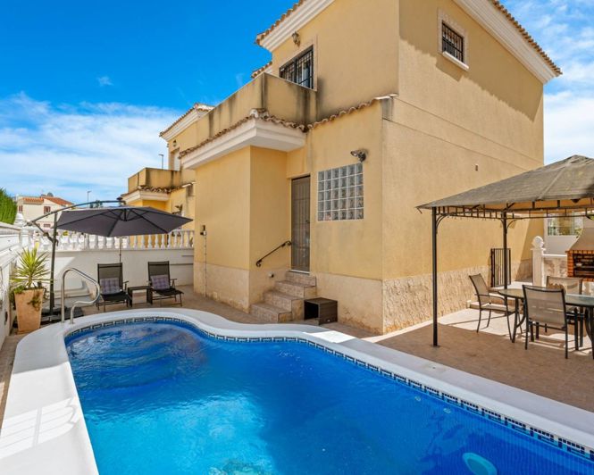 Image No.29-3 Bed Villa for sale