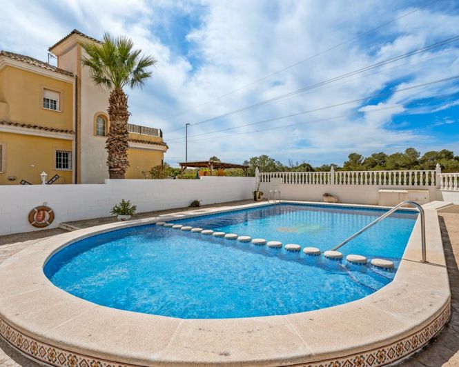 Image No.32-3 Bed Villa for sale