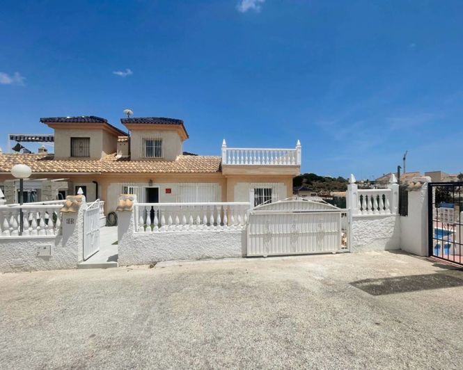 Image No.2-3 Bed Townhouse for sale
