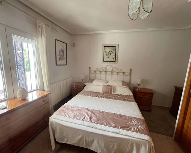 Image No.17-4 Bed Villa for sale