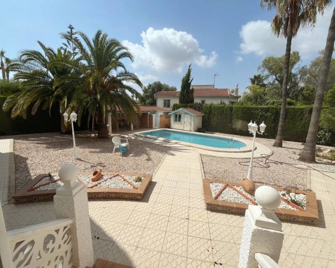 Image No.49-4 Bed Villa for sale