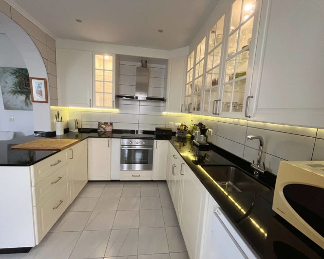 Image No.10-4 Bed Villa for sale