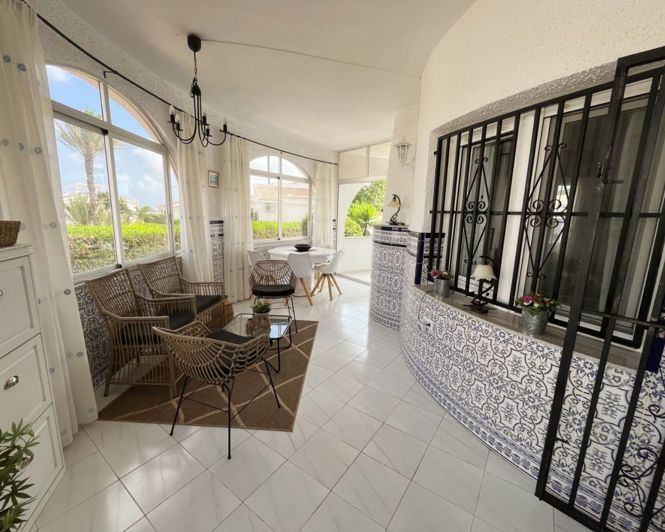 Image No.12-4 Bed Villa for sale