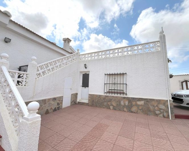 Image No.28-4 Bed Villa for sale