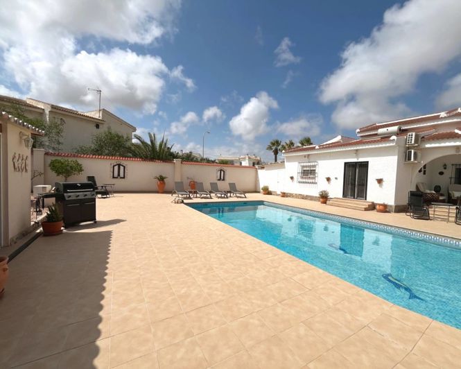 Image No.38-4 Bed Villa for sale