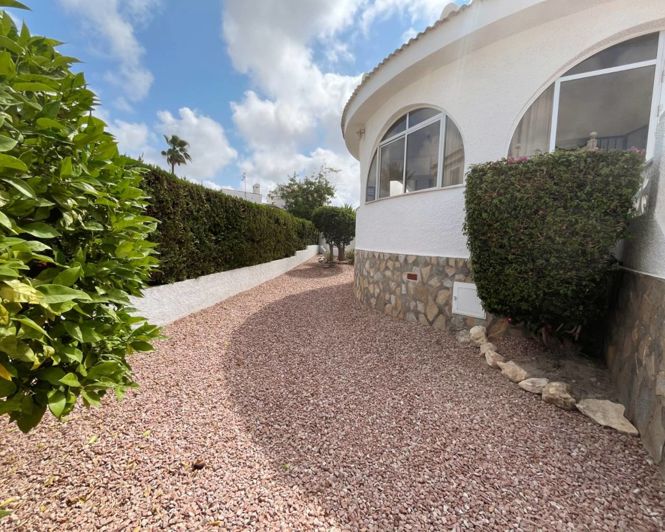 Image No.41-4 Bed Villa for sale