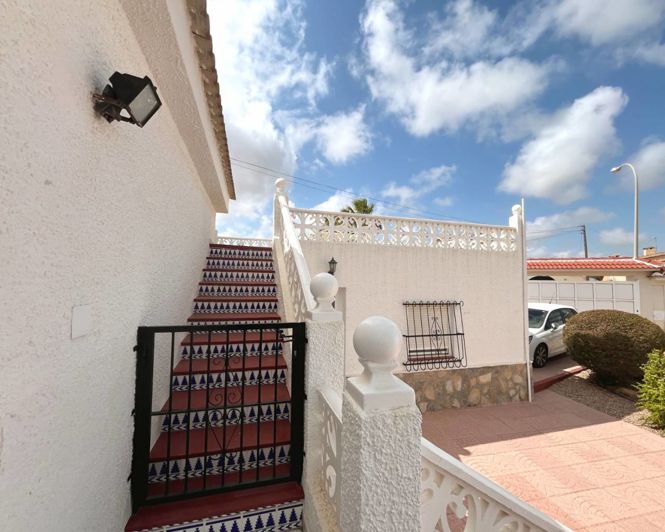 Image No.44-4 Bed Villa for sale