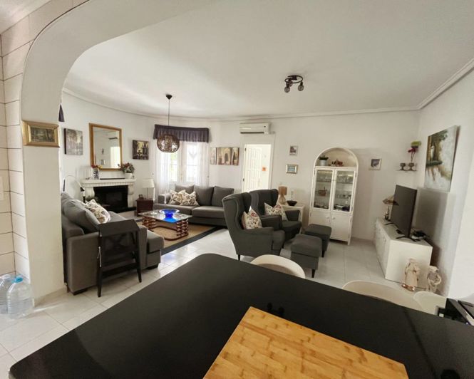 Image No.8-4 Bed Villa for sale