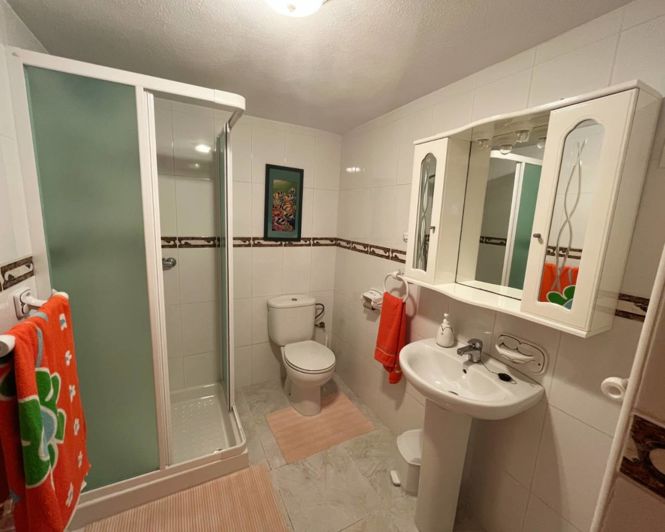 Image No.28-6 Bed Villa for sale