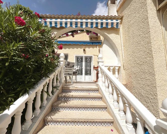 Image No.29-6 Bed Villa for sale
