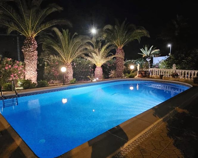 Image No.40-6 Bed Villa for sale