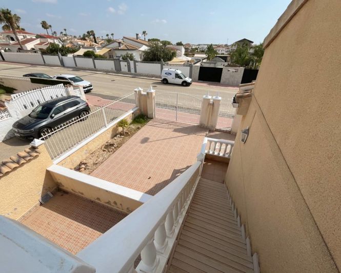 Image No.27-2 Bed Villa for sale