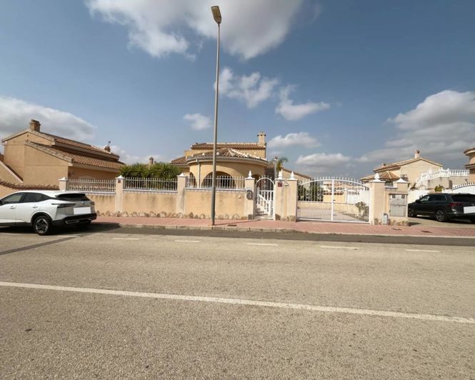 Image No.38-2 Bed Villa for sale