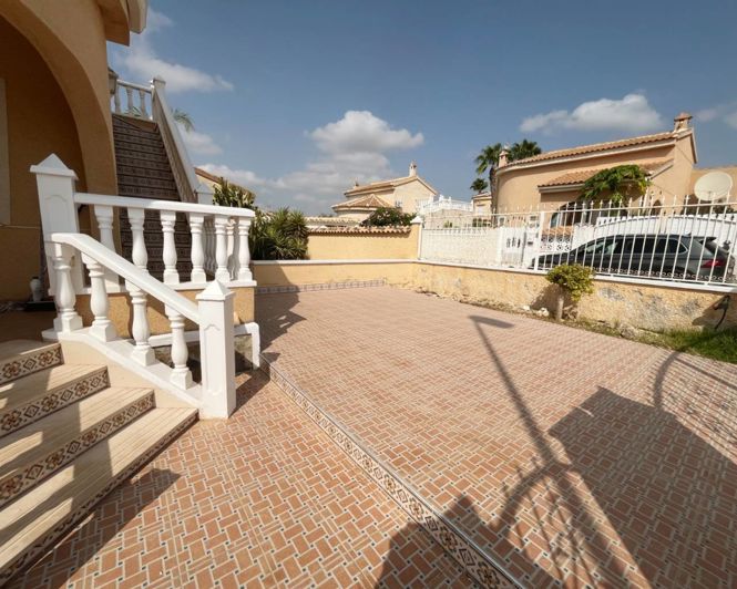 Image No.5-2 Bed Villa for sale