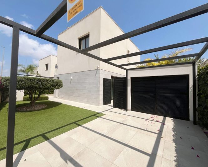 Image No.40-4 Bed Villa for sale