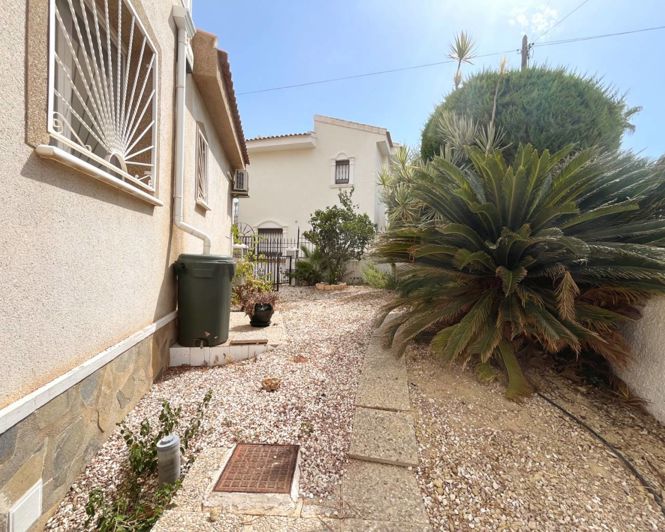 Image No.27-4 Bed Villa for sale