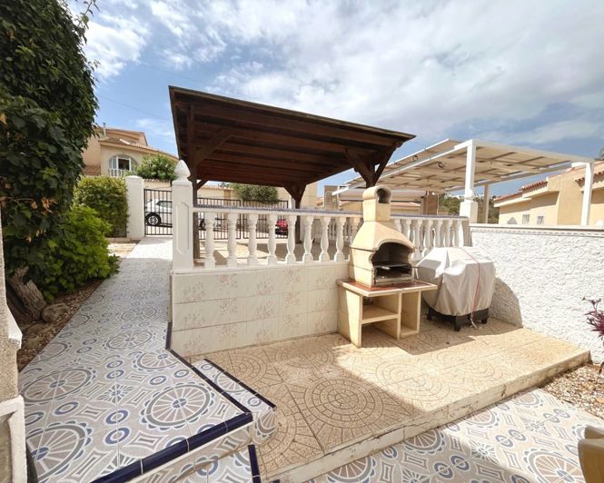 Image No.32-4 Bed Villa for sale