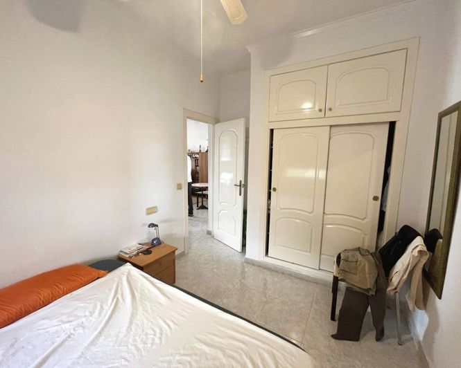 Image No.14-3 Bed Semi-Detached for sale