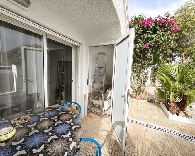 Image No.18-3 Bed Semi-Detached for sale