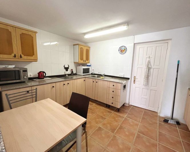 Image No.23-3 Bed Semi-Detached for sale