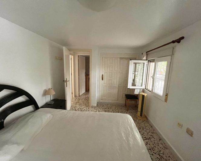 Image No.25-3 Bed Semi-Detached for sale