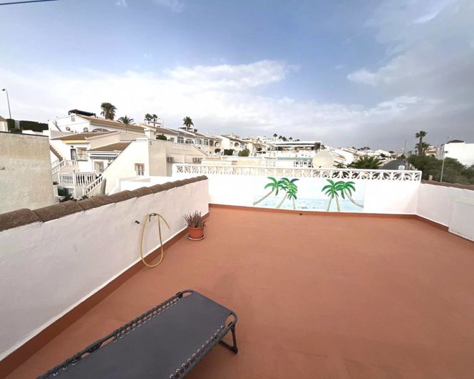 Image No.29-3 Bed Semi-Detached for sale