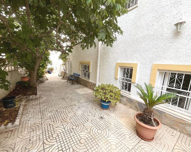 Image No.31-3 Bed Semi-Detached for sale
