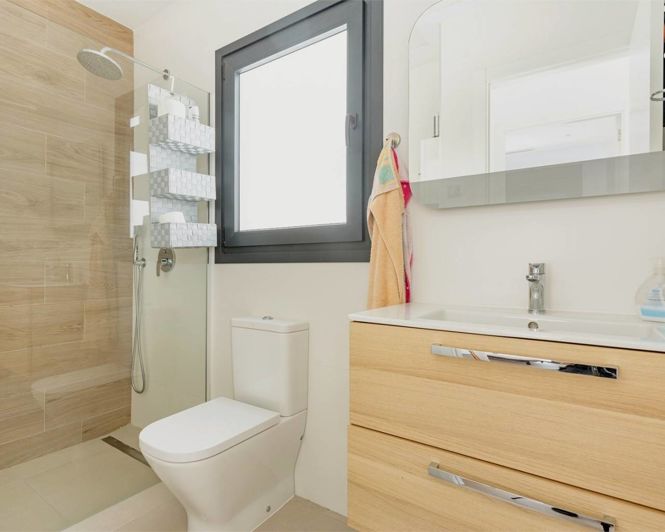 Image No.22-3 Bed Semi-Detached for sale