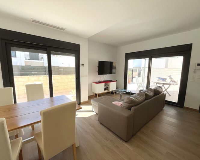 Image No.4-3 Bed Semi-Detached for sale