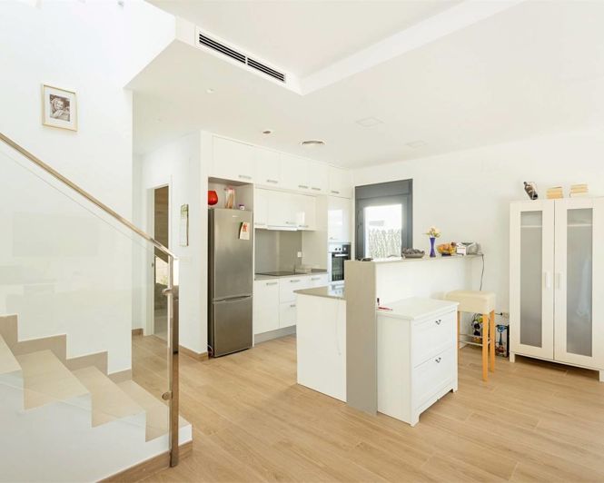 Image No.7-3 Bed Semi-Detached for sale