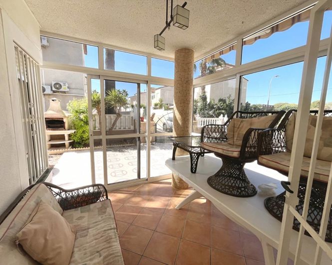 Image No.2-3 Bed Villa for sale