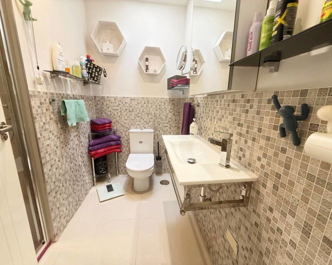 Image No.24-2 Bed Bungalow for sale
