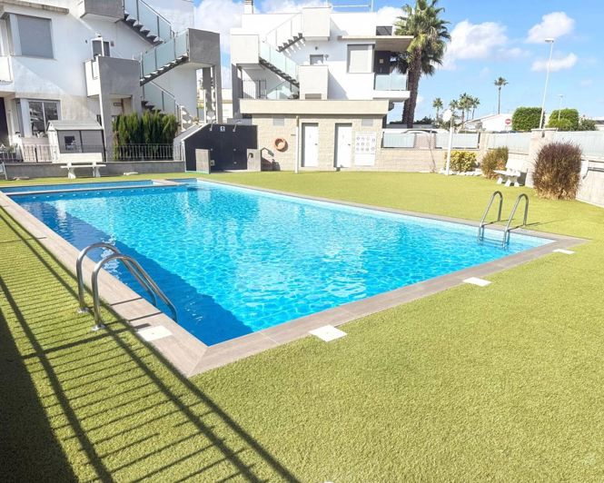 Image No.39-2 Bed Bungalow for sale