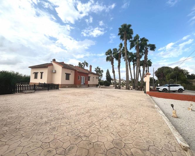 Image No.22-3 Bed Villa for sale