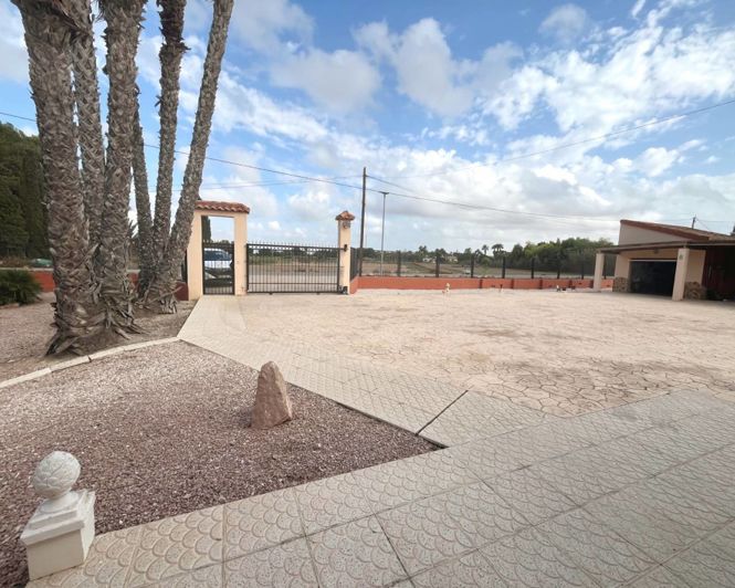Image No.33-3 Bed Villa for sale