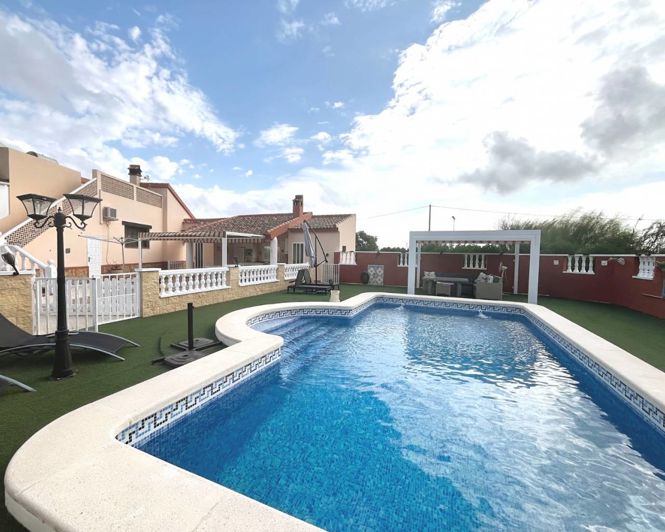 Image No.34-3 Bed Villa for sale