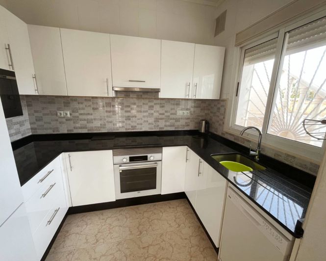 Image No.11-3 Bed Bungalow for sale