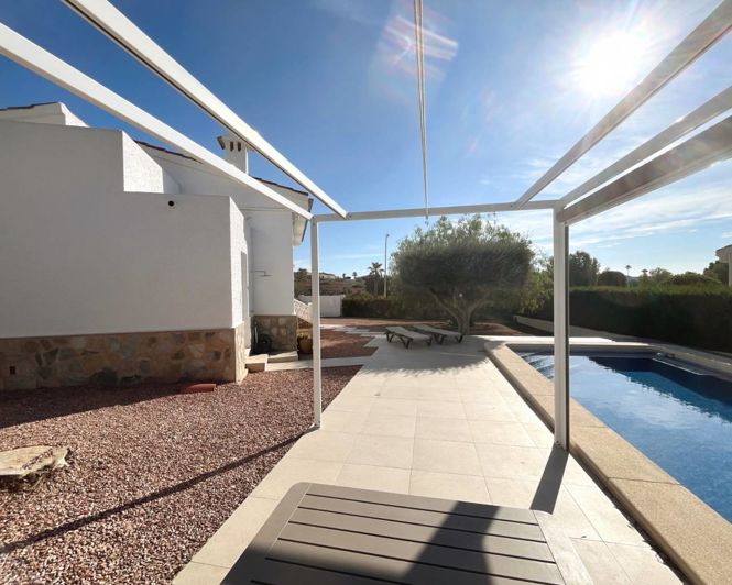 Image No.19-3 Bed Villa for sale