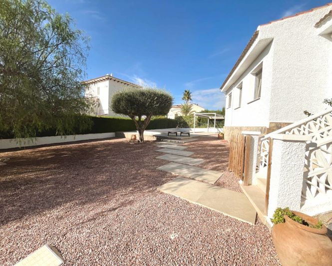 Image No.26-3 Bed Villa for sale