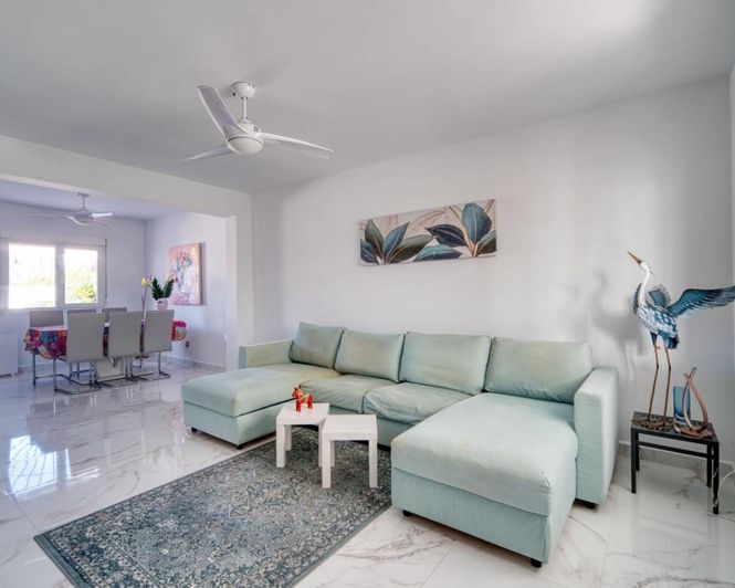 Image No.2-2 Bed House for sale