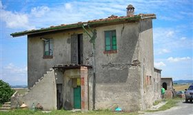 Image No.0-Ferme de 6 chambres à vendre à Volterra