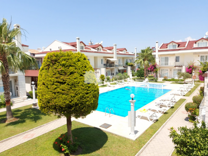 Image No.1-4 Bed Apartment for sale