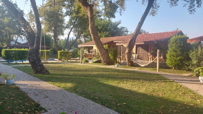 Image No.16-13 Bed Hotel for sale