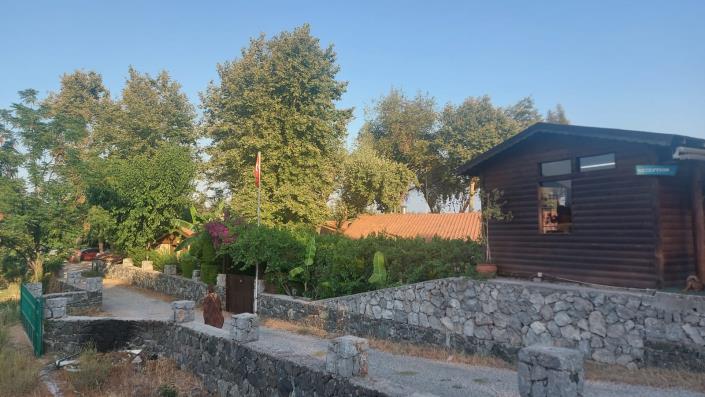 Image No.28-13 Bed Hotel for sale