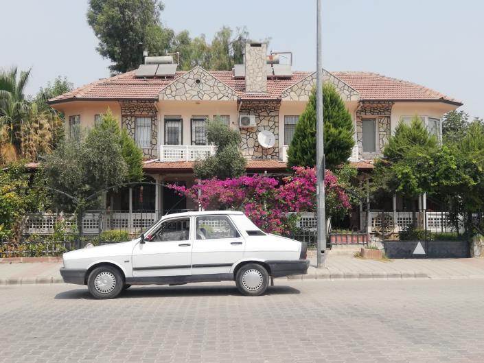 Image No.1-6 Bed Villa for sale