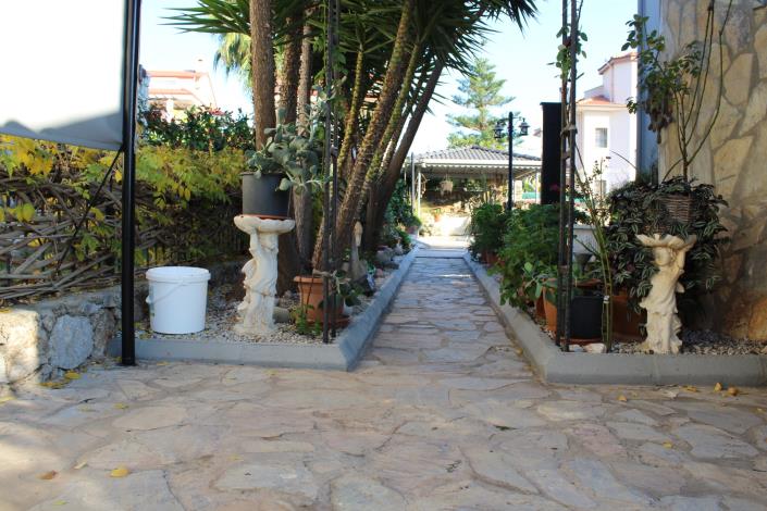 Image No.2-4 Bed Villa for sale