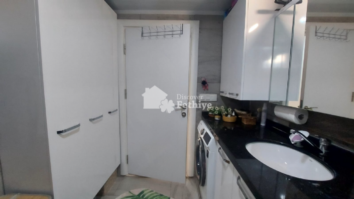 Image No.32-3 Bed Apartment for sale