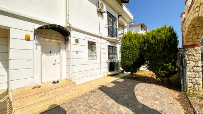 Image No.31-3 Bed Villa for sale