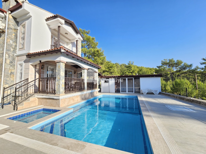 Image No.6-4 Bed Villa for sale